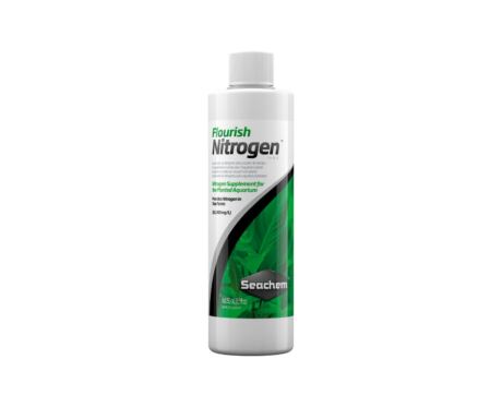 Seachem Flourish Nitrogen es una mezcla concentrada (15.000 mg/L) de fuentes de nitrógeno.
