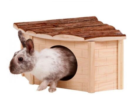 Casa para Roedores Kerbl fabricada con materiales naturales para ofrecerle a tu mascota un espacio seguro y confortable.