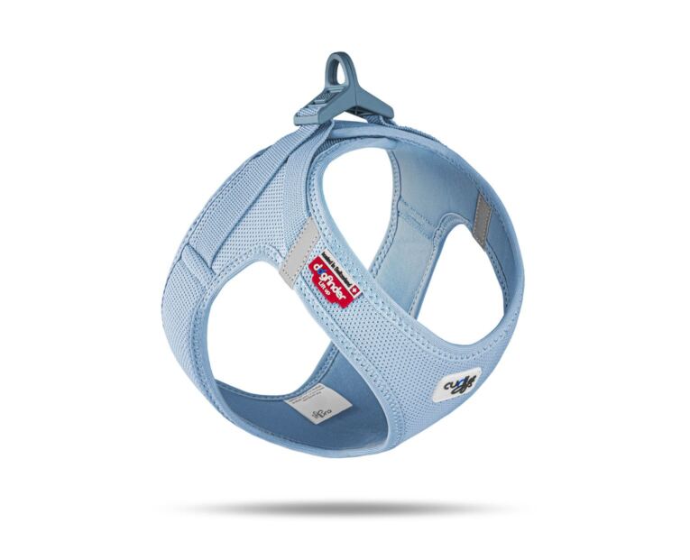 Arnés Curli Clasp Vest Air-Mesh Azul Claro indicado para perros pequeños y medianos.