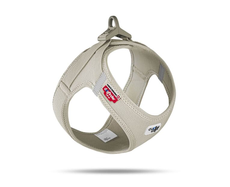 Arnés Curli Clasp Vest Air-Mesh Beige indicado para perros pequeños y medianos.