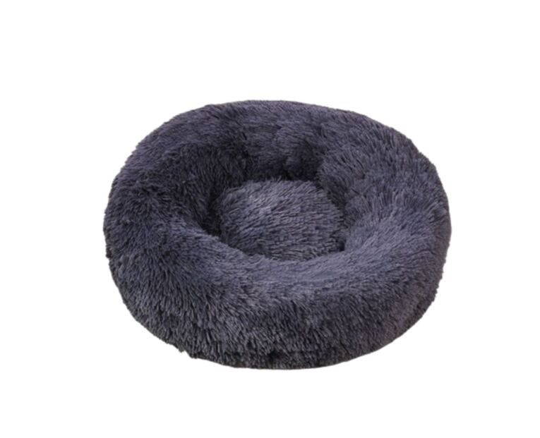 La Cama Donut Antiestrés Gris es un tipo de cama para mascotas, normalmente diseñada para perros o gatos, de forma circular.
