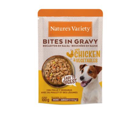 Trocitos en salsa Nature's Variety Mini Pollo y Verduras 100g para perro.
